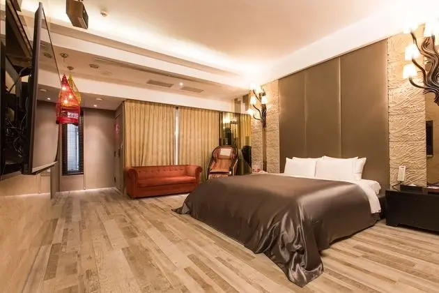 Luxury Tek Büyük Yataklı Oda
