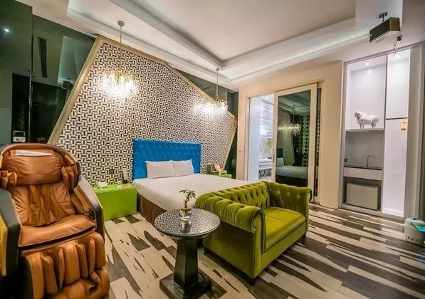 Luxury Tek Büyük Yataklı Oda