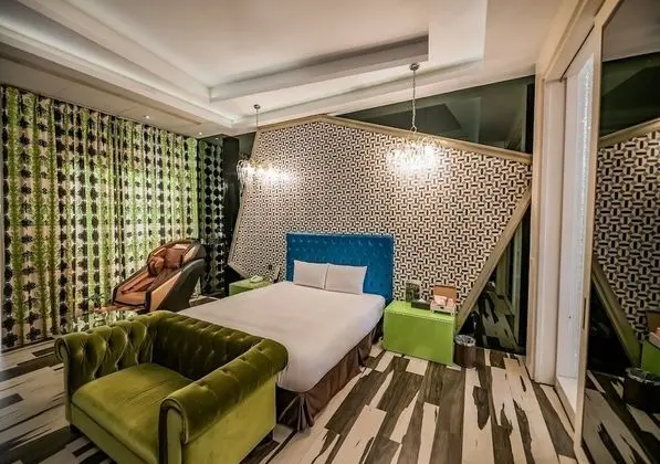 Luxury Tek Büyük Yataklı Oda