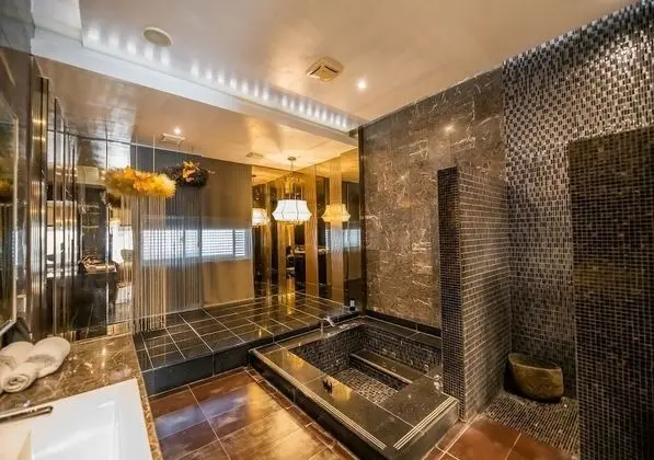 Luxury Tek Büyük Yataklı Oda