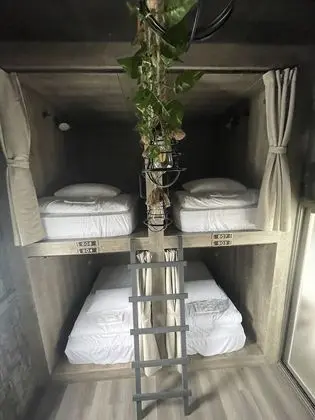 Basic Ortak Ranzalı Oda, Sadece erkekler için