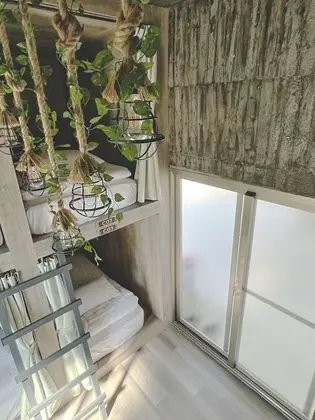 Basic Ortak Ranzalı Oda, Sadece kadınlar için