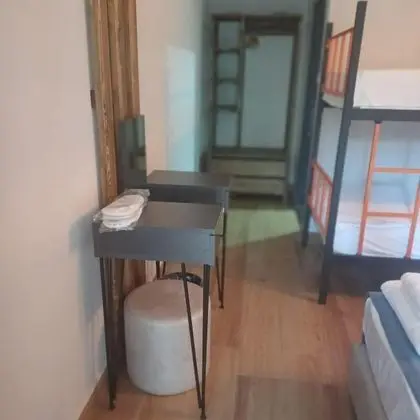 Aile Odası, Avlu Manzaralı, Giriş Katı