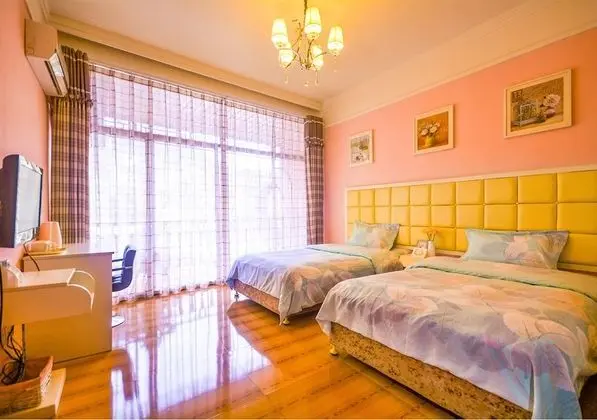 Comfort Tek Büyük veya İki Ayrı Yataklı Oda, Birden Çok Yatak, Engellilere Uygun, Göl Manzaralı