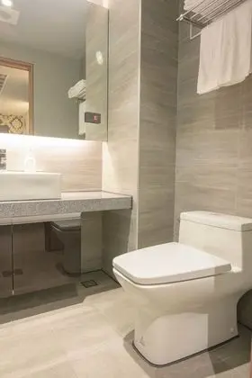 Deluxe Tek Büyük Yataklı Oda, 1 Çift Kişilik Yatak, Sigara İçilmez