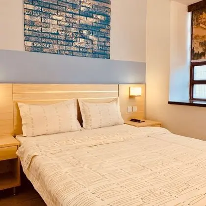 Standard Tek Büyük Yataklı Oda