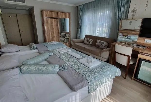 Standard Üç Kişilik Oda