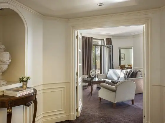 Presidential Penthouse Suite Red Level