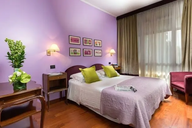 Tek Büyük veya İki Ayrı Yataklı Oda