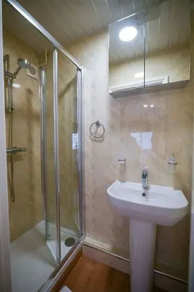 Apart Daire, Banyolu/Duşlu (Apartment 1)