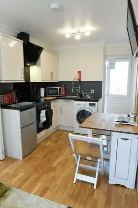 Apart Daire, Banyolu/Duşlu (Apartment 1)