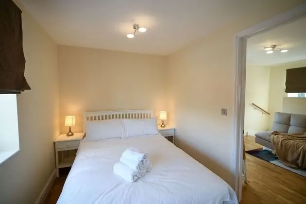 Apart Daire, Banyolu/Duşlu (Apartment 2)
