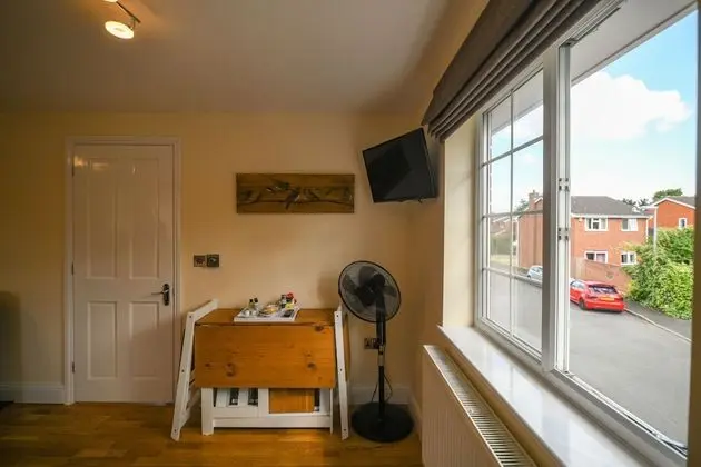 Apart Daire, Banyolu/Duşlu (Apartment 2)
