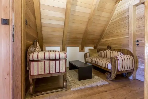 Lodge Pinus