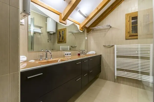 Lodge Pinus