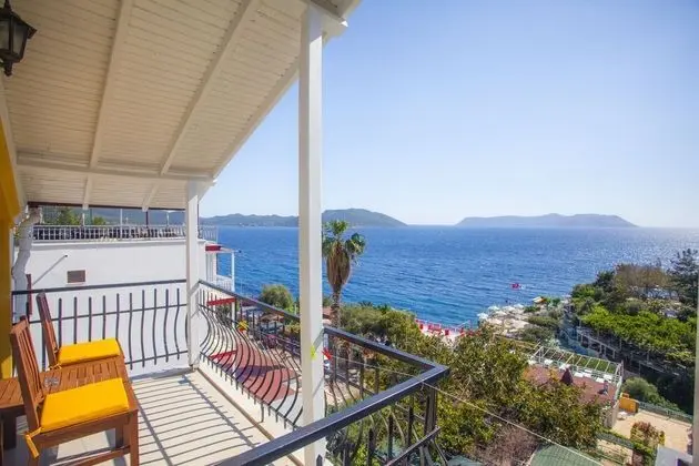 Standard Tek Büyük veya İki Ayrı Yataklı Oda, Deniz Manzaralı