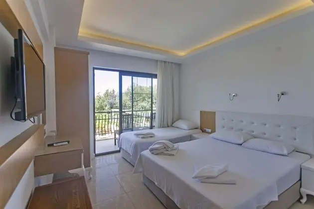 Standard Tek Büyük veya İki Ayrı Yataklı Oda, Deniz Manzaralı