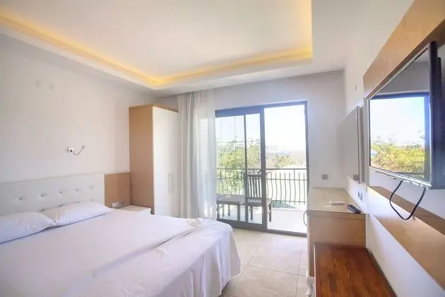 Standard Tek Büyük veya İki Ayrı Yataklı Oda, Deniz Manzaralı