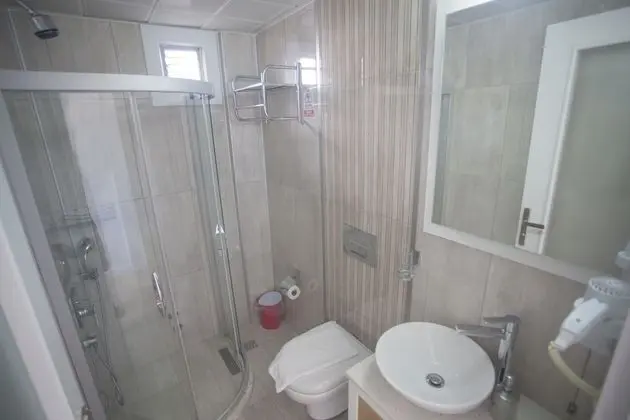 Standard Tek Büyük veya İki Ayrı Yataklı Oda, Deniz Manzaralı