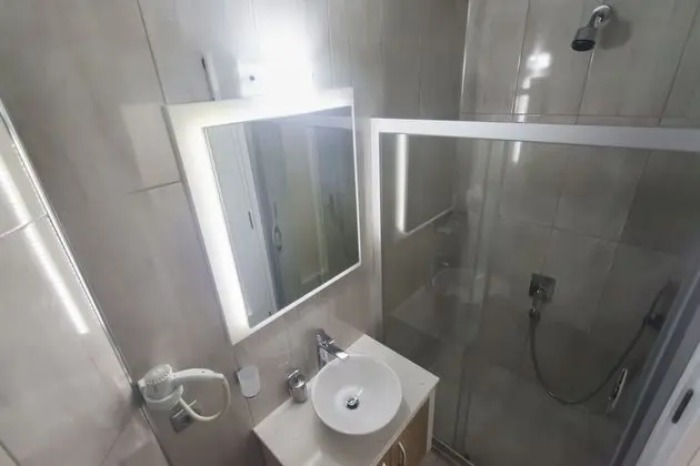 Standard Tek Büyük veya İki Ayrı Yataklı Oda, Deniz Manzaralı