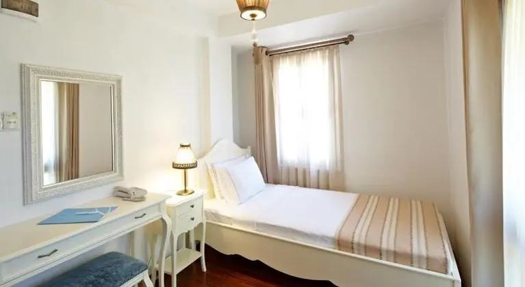 Tek Kişilik, Şehir Manzaralı
