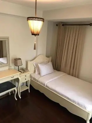 Tek Kişilik, Şehir Manzaralı