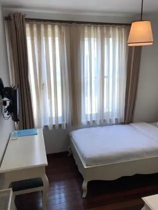 Tek Kişilik, Şehir Manzaralı