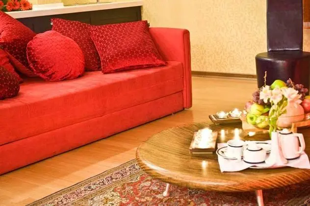 Üçlü Standard