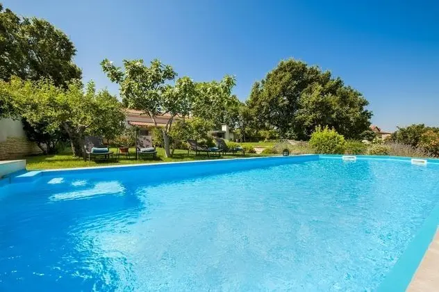 Villa, Sigara İçilebilir