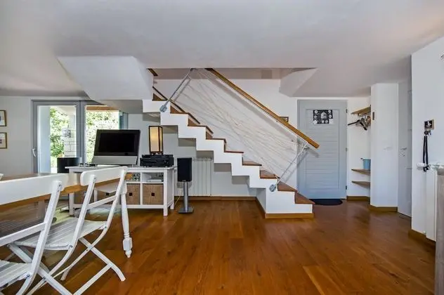 Villa, Sigara İçilebilir