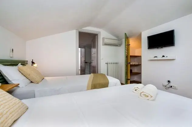 Villa, Sigara İçilebilir