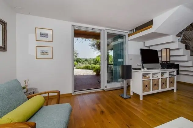 Villa, Sigara İçilebilir