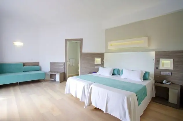 Junior Süit, Balkon (2 adults + 2 children)