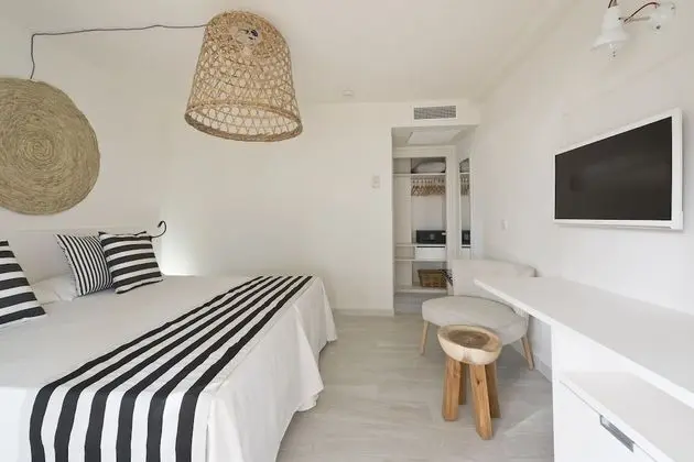 Tek Büyük Yataklı Oda, Balkon (2 adults + 1 child)