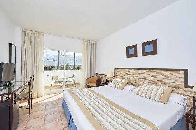 Tek Büyük Yataklı Oda, Balkon (2 adults + 1 child)