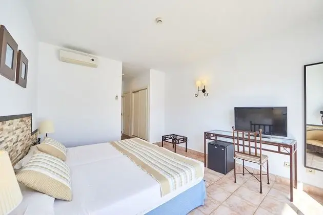 Tek Büyük Yataklı Oda, Balkon (2 adults + 1 child)