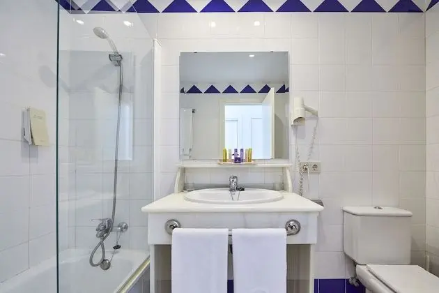 Tek Büyük Yataklı Oda, Balkon (2 adults + 1 child)