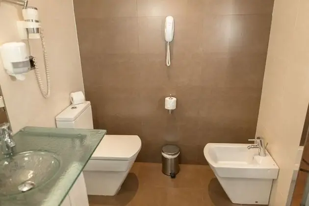 Standard Büyük Yataklı Tek Kişilik Oda