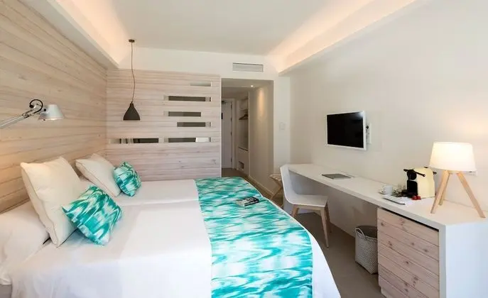 Tek Büyük Yataklı Oda, Balkon
