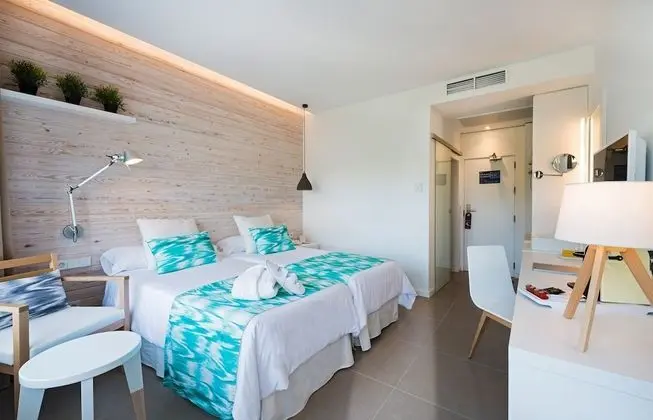 Tek Büyük Yataklı Oda, Balkon