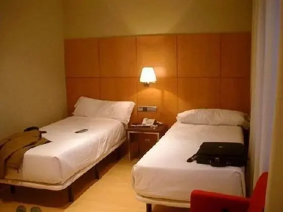 Standard Oda, 2 Tek Kişilik Yatak