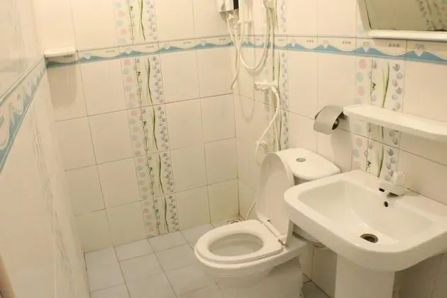 Deluxe Tek Büyük Yataklı Oda, 1 Büyük (Queen) Boy Yatak, Sigara İçilmez, Bahçe Manzaralı