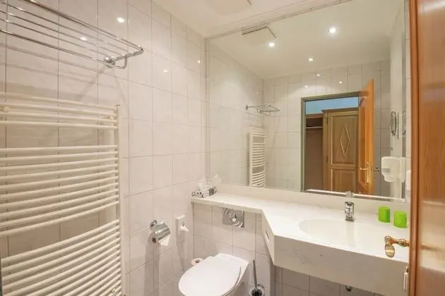 Tek Büyük Yataklı Oda