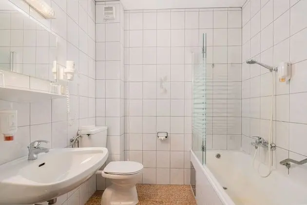 Üç Kişilik Oda, Balkon, Dağ Manzaralı