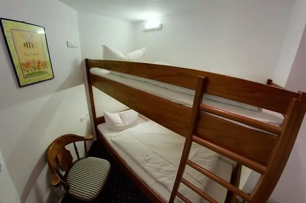 Family Oda (Schindelberg)