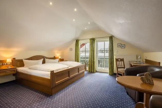 Family Oda (Schindelberg)