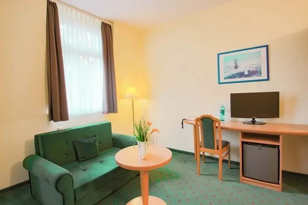 Tek Büyük Yataklı Oda, Bahçe Manzaralı