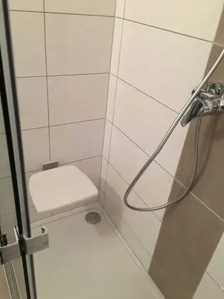 Ev
