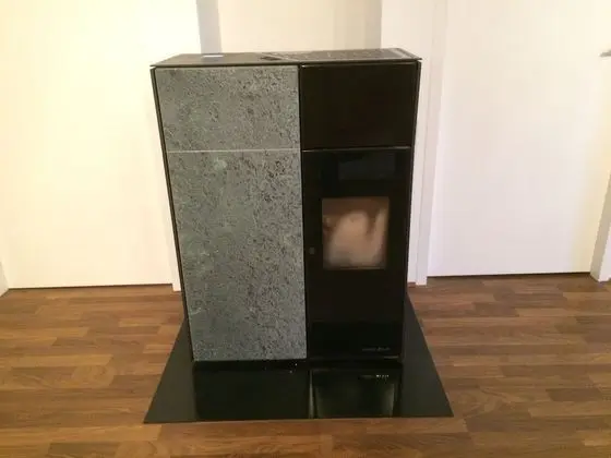 Ev