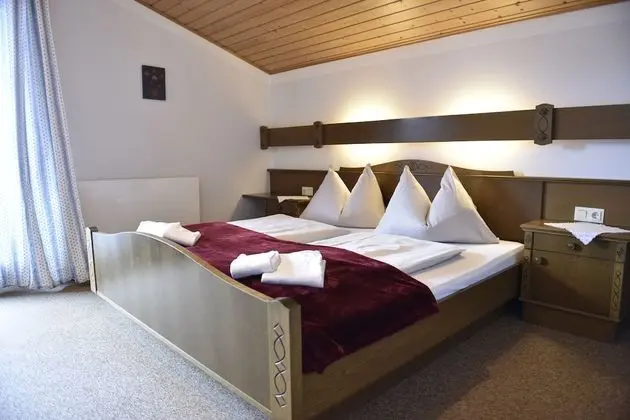 Economy Tek Büyük Yataklı Oda